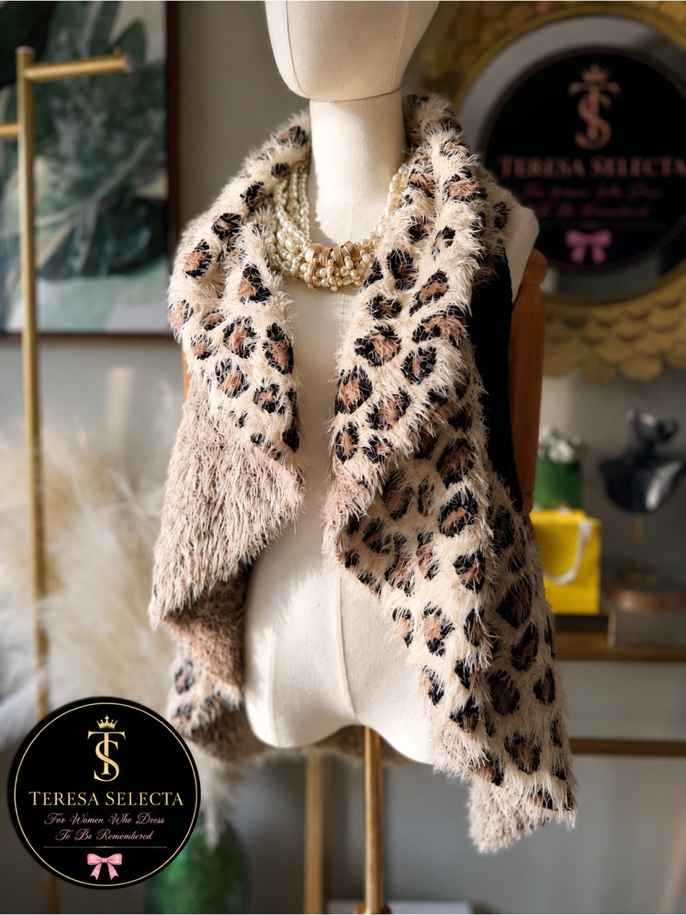Sioni Leopard Faux Fur Open Front Sweater Vest S/M Soft Eyelash Knit